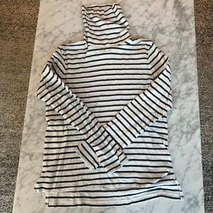 Madewell whsiper cotton turtleneck Size S